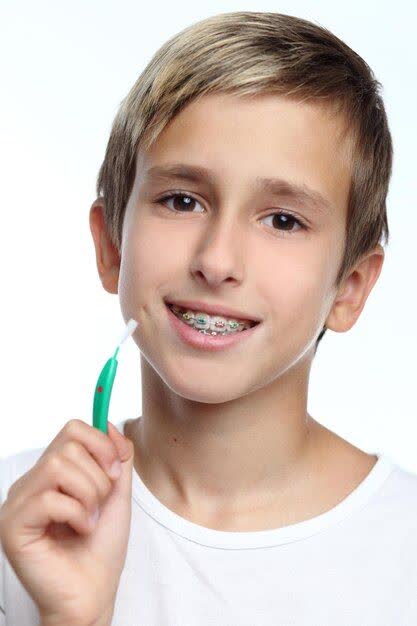 زمان مناسب برای شروع درمان ارتودنسی در کودکان